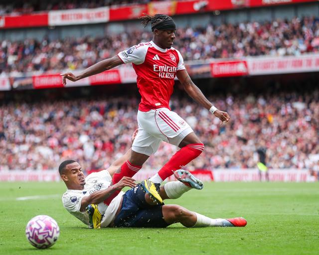 甚至可以说, 他们的发挥 甚至可以说, 他们的发挥